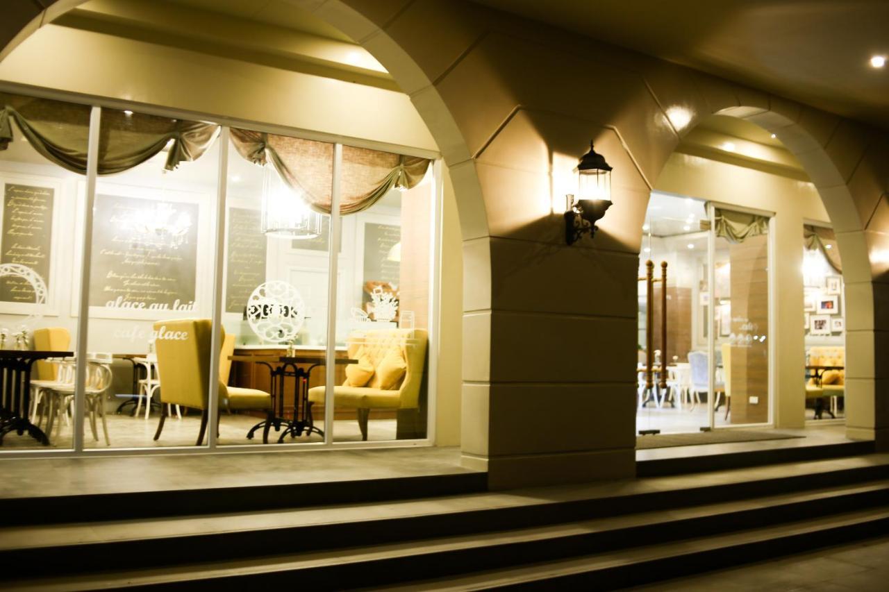 Hotel Carlito Tagaytay Tagaytay City Kültér fotó