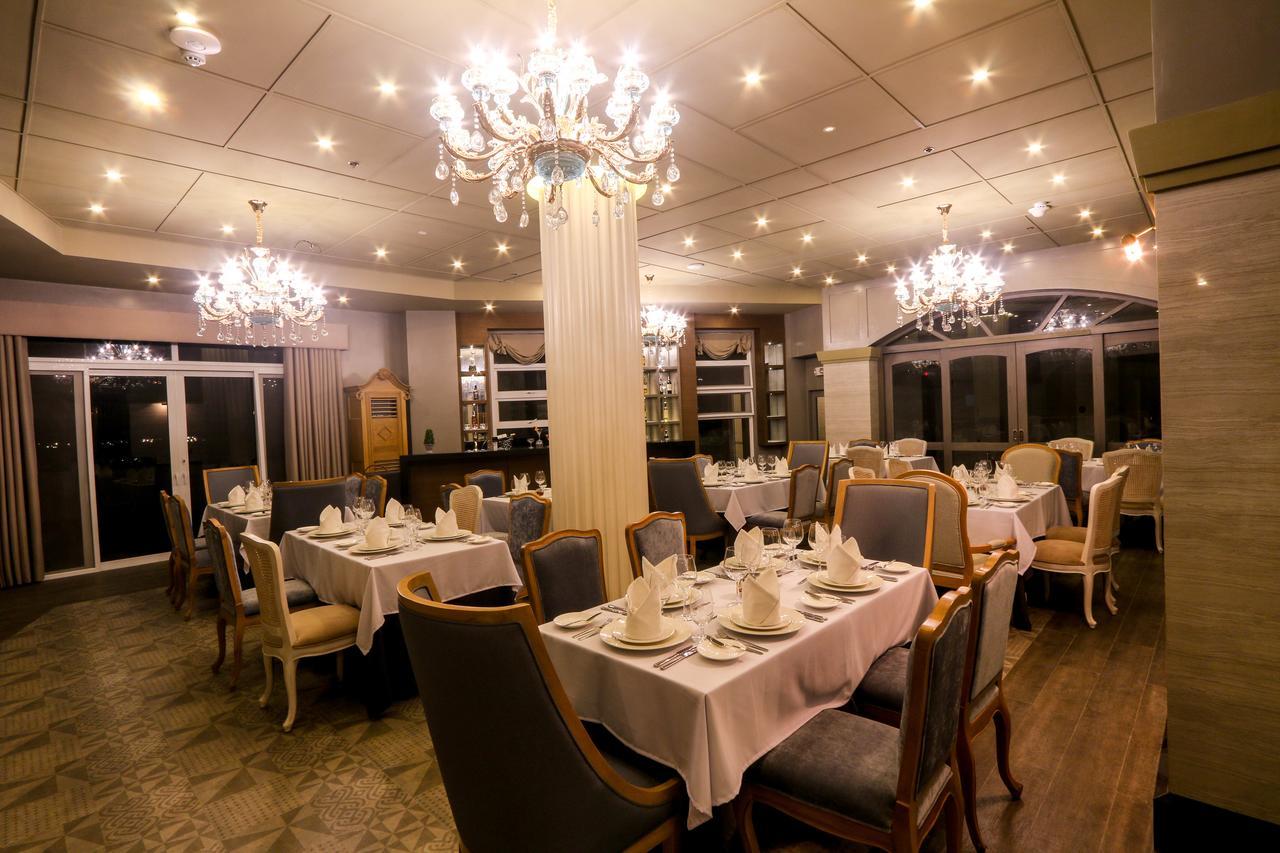 Hotel Carlito Tagaytay Tagaytay City Kültér fotó