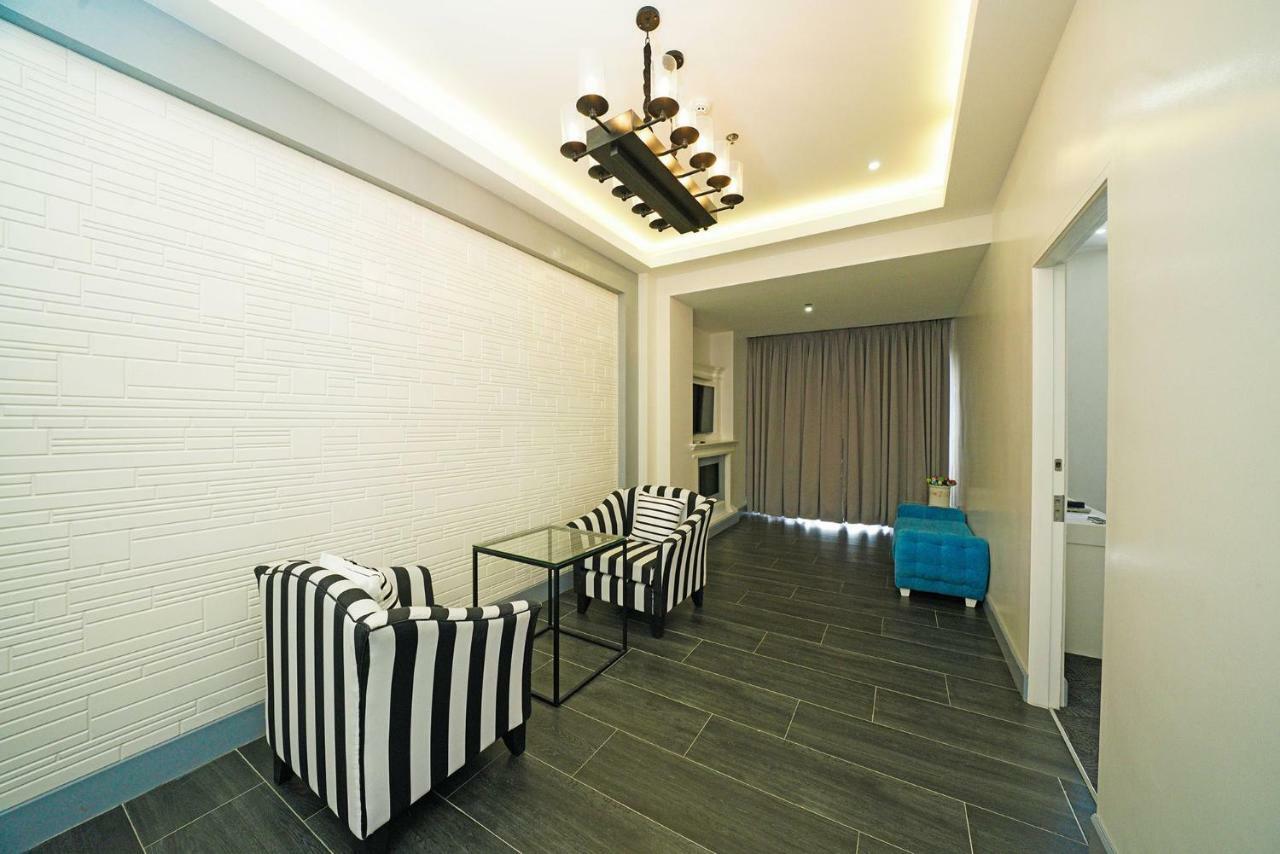 Hotel Carlito Tagaytay Tagaytay City Kültér fotó
