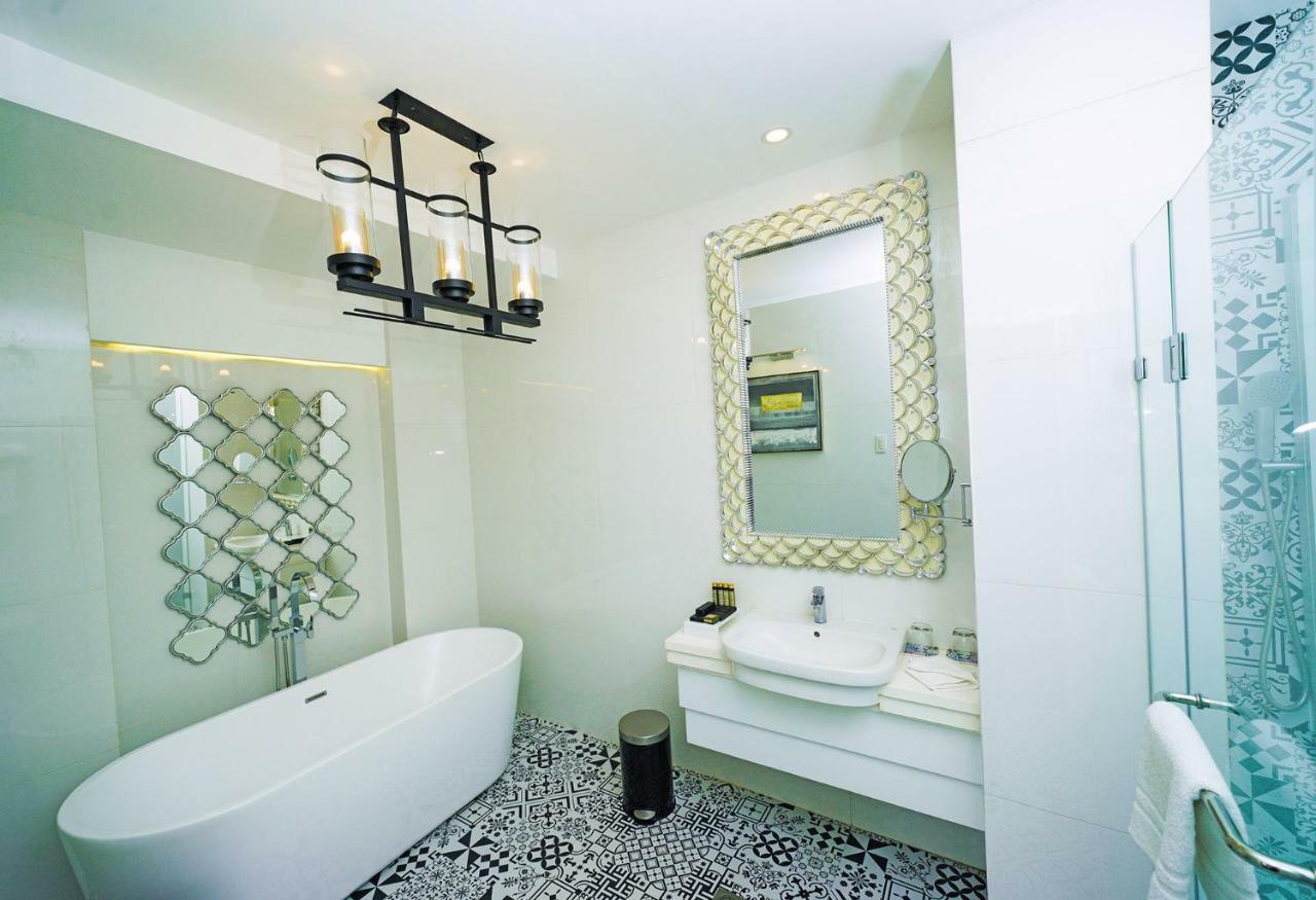 Hotel Carlito Tagaytay Tagaytay City Kültér fotó