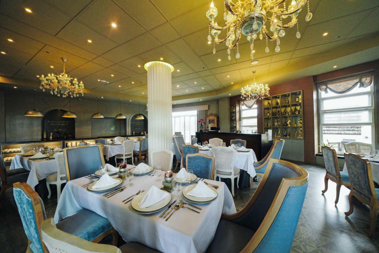 Hotel Carlito Tagaytay Tagaytay City Kültér fotó